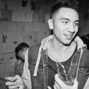 Meet your Posher, Eric